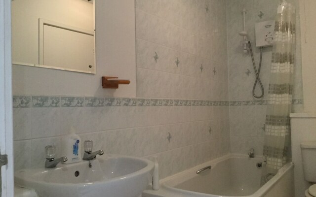 Inverness Apartments - Castle Heather