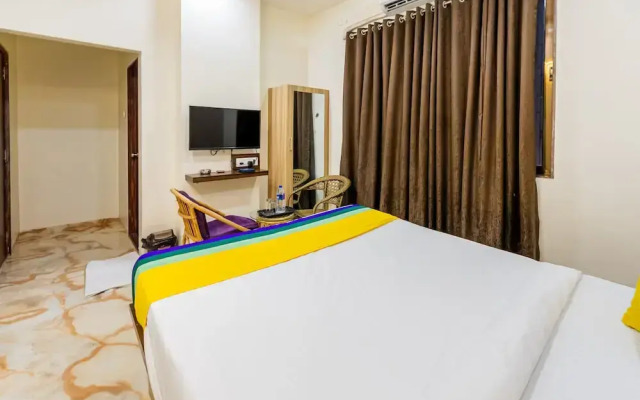 Itsy Hotels Golden Birds
