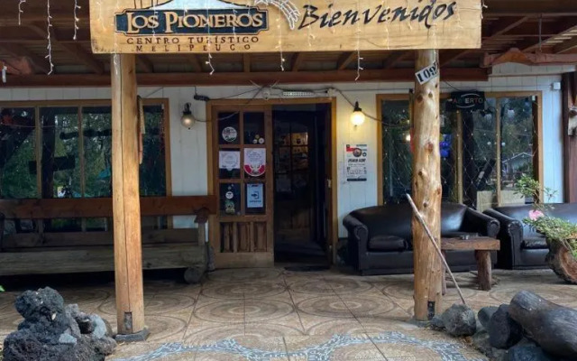 Los Pioneros