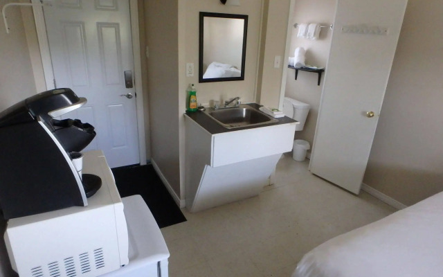 Wheel Inn Motel