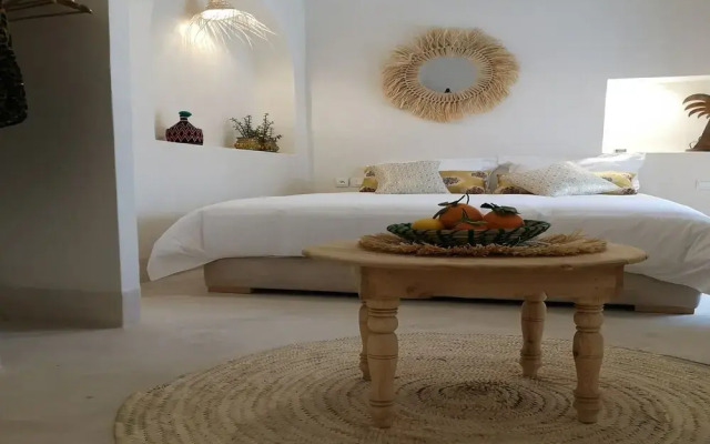 Riad Naanaa - Adults Only