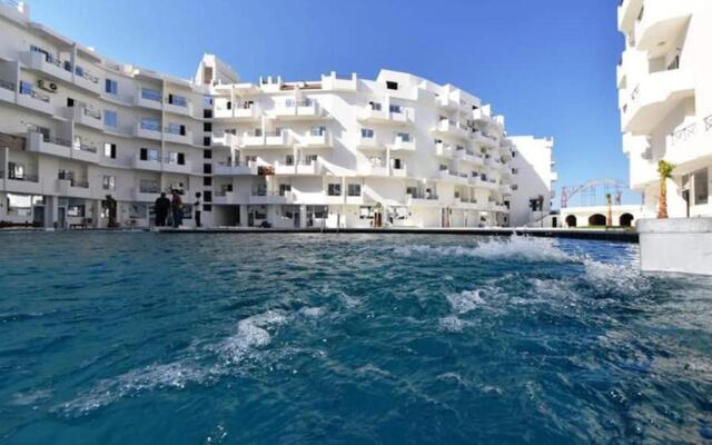 Apartment Place of Dreams near the sea RedSeaLine
