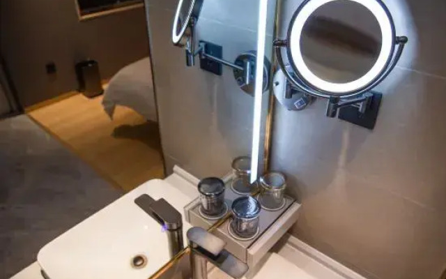 Marriott Business Hotel