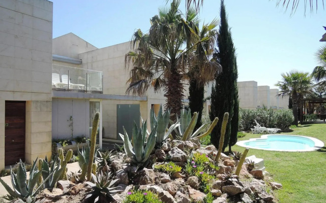 L'Escala Resort