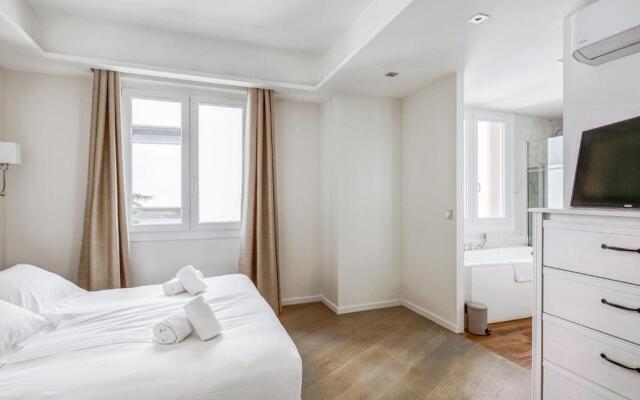 Superb Modern 2BR Flat Close to Croisette