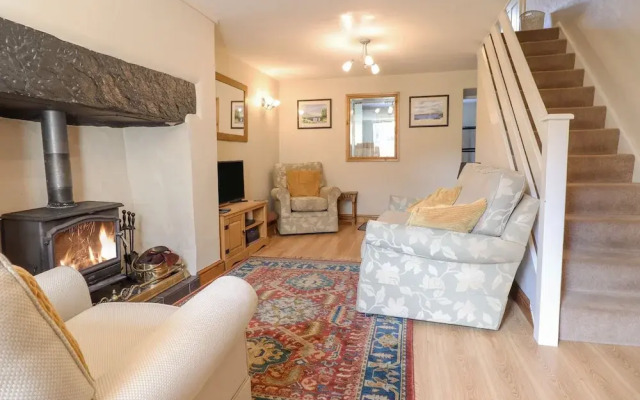 2 White Street