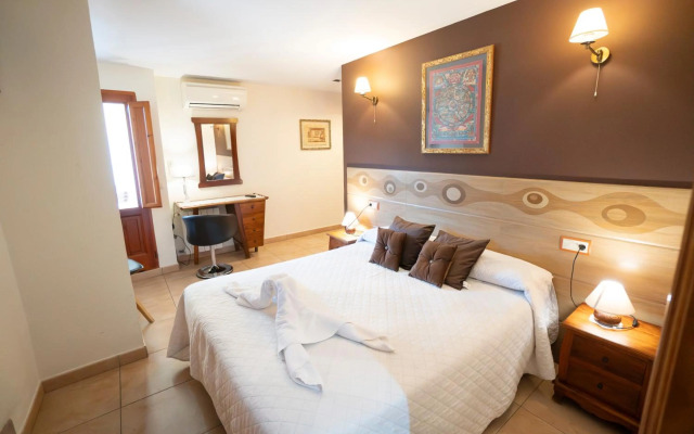 Hotel L'Antic Portal