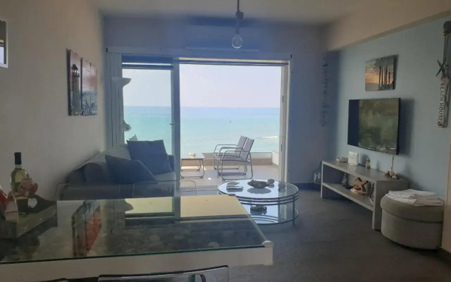 Periyiali Beach Sunset Suite A7