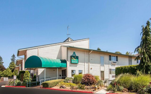 Quality Inn & Suites Vancouver - Hazel Dell