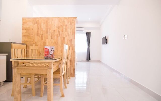 RedDoorz Plus Near Gia Dinh Park