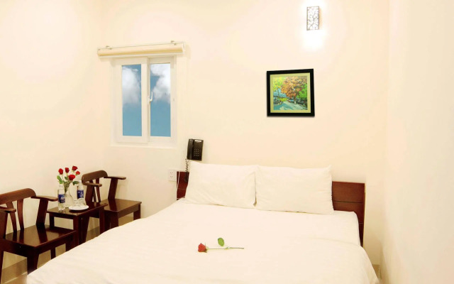 Thanh Nhan Motel