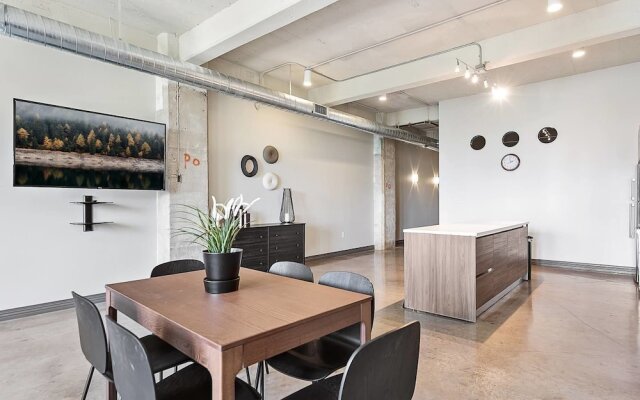 3 Bedroom - Best Location, Pool, Gym & Parking