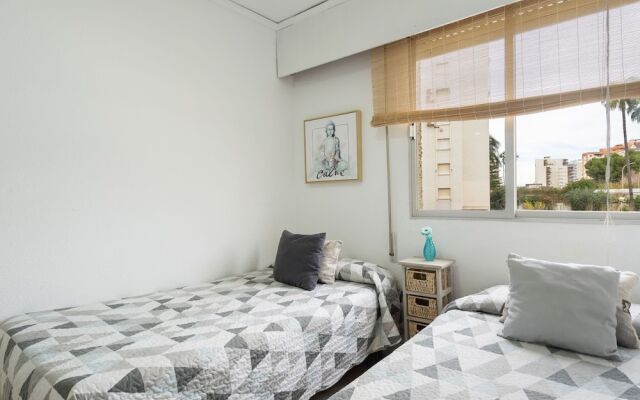 Swanky Apartment in Gandia With Swimming Pool