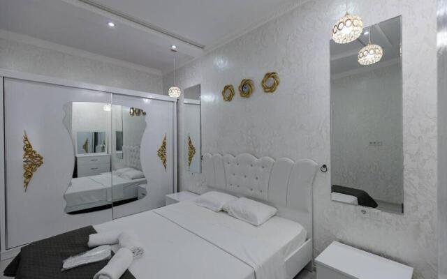1BR Apt in the center of Batumi