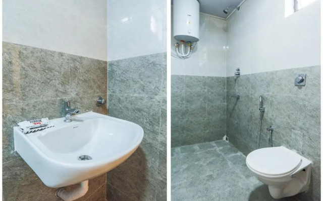 Sri Krishna Inn By OYO Rooms
