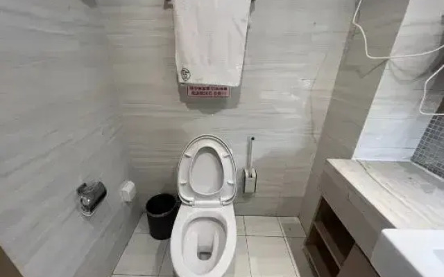 Chunfeng Chujian Apartment (Linyi Evergrande Huafu Branch)