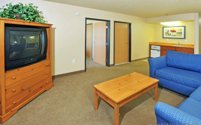 Red Lion Inn & Suites Goodyear Phoenix