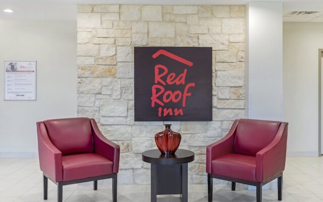 Red Roof Inn Hutchins
