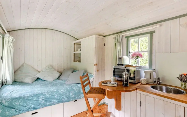 Shepherd's Hut