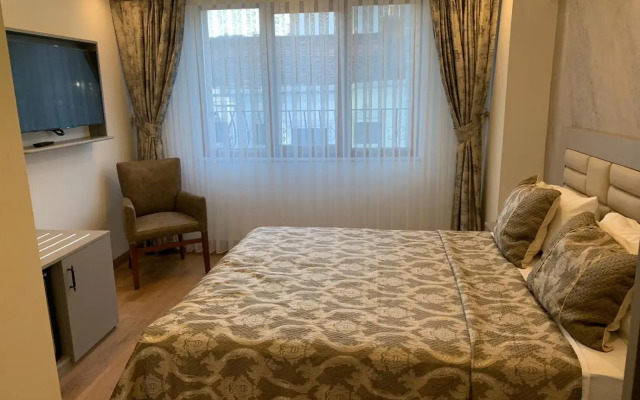 Regency World Hotel&Suites
