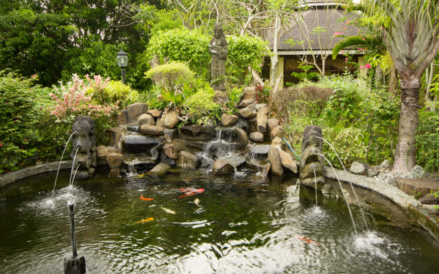 Cintai - Coritos Garden Hotel