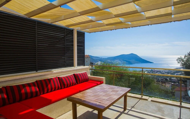 Villa Merak by Akdenizvillam