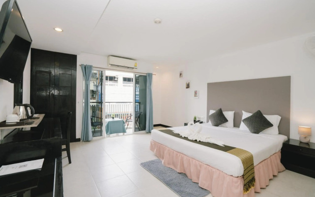 Noble House Patong