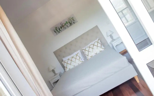 The Rooftop Suites