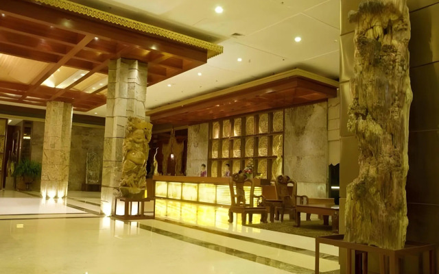 Xishuangbanna Golden Zone Hotel