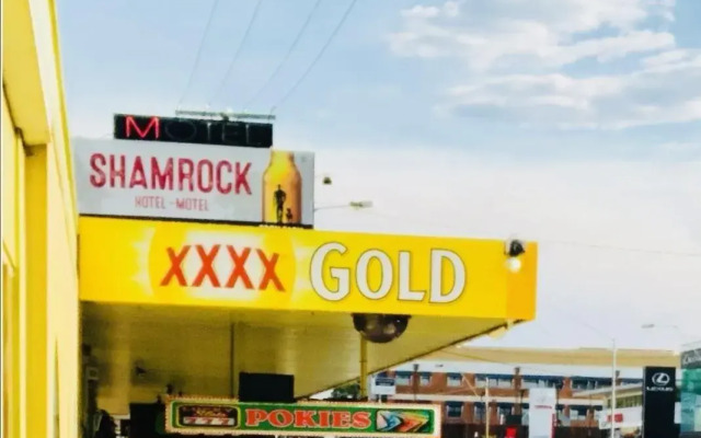 Shamrock Hotel Motel