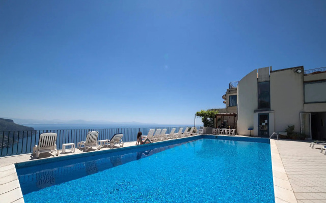 Hotel Graal