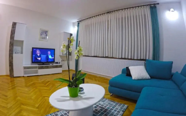 Apartmani Oletić 4*