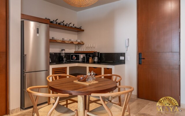 NHOA 102A Lux 2BR Condo Plunge Pool in Aldea Zama