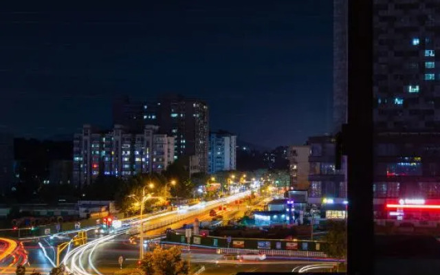 City Ant Hotel (Nanjing Wutang Square Metro Station)