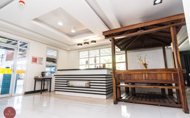 Quezon Premier Hotel Candelaria