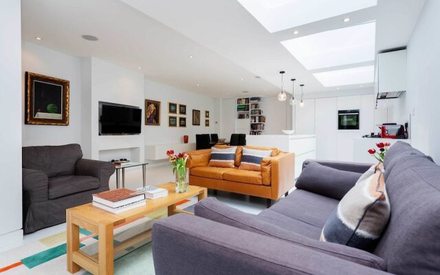 Veeve - Hampstead Contemporary