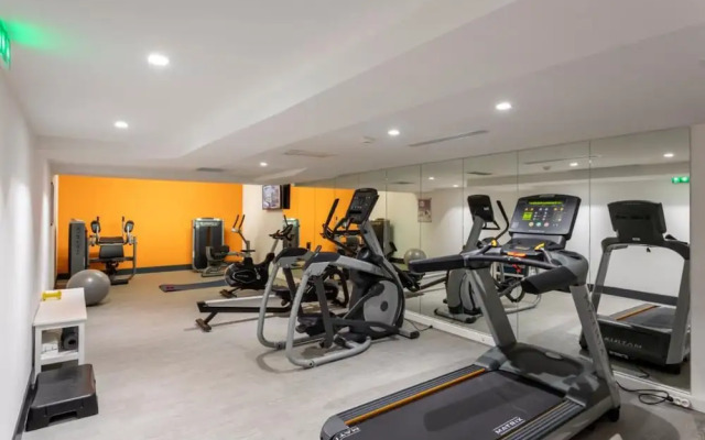 NEMEA Appart Hotel Paris Levallois