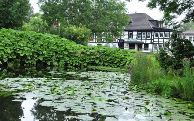 AKZENT Hotel Zur Wasserburg , bed & breakfast