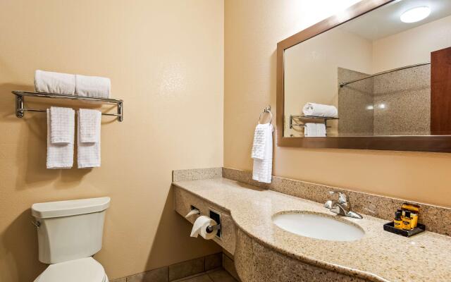 Best Western Plus Seminole Hotel & Suites