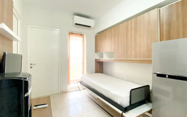 Homey And Nice 3Br At Springlake Summarecon Bekasi Apartment
