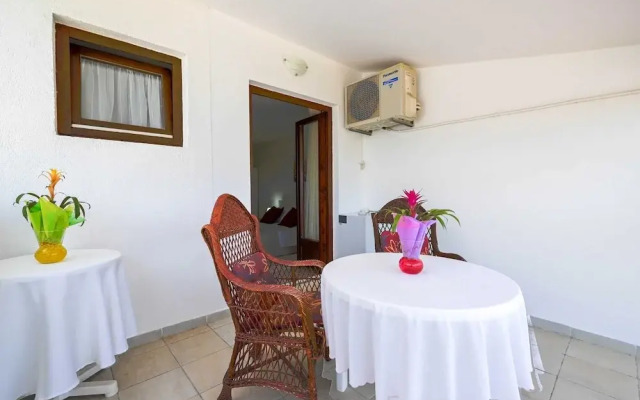 Calm and Stylish Rooms With Balcony