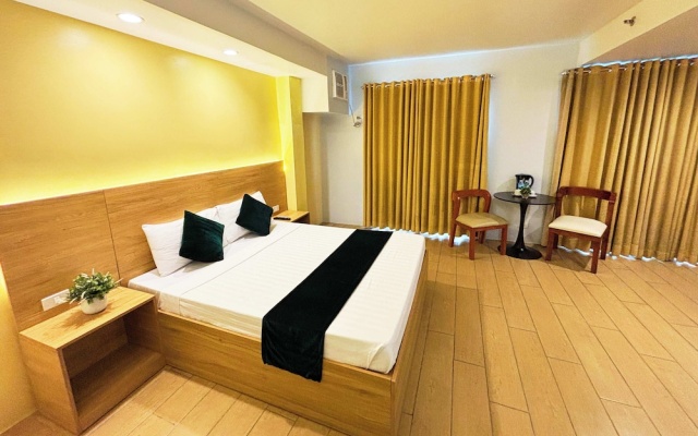 Foura Suites Makati