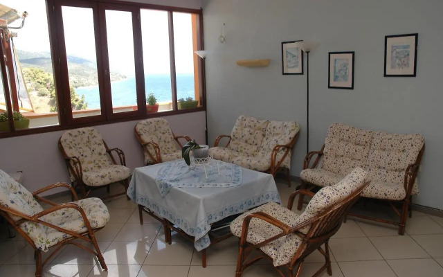 Agnanti Hotel
