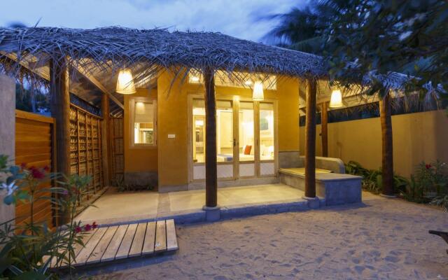 Hiru Resort and Kite Surfing