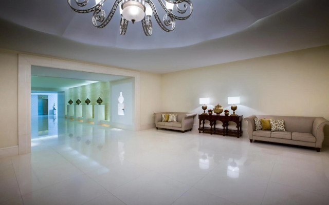 Bab Al Qasr Residence