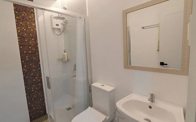 1 Cozy Bedroom Condo Unit-apple One Banawa Cebu