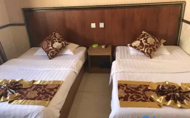 Huanren Jinxingxing Hotel
