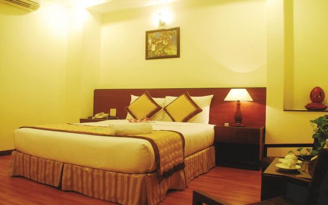 Hau Giang Hotel