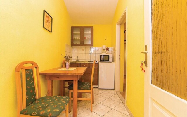 Amazing Home in Pakostane With Wifi and 2 Bedrooms