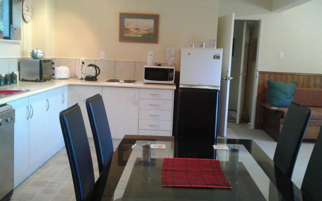 Karamu Valley Lodge